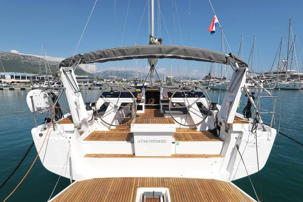 Sailing yacht Hanse 460 Atmosphere
