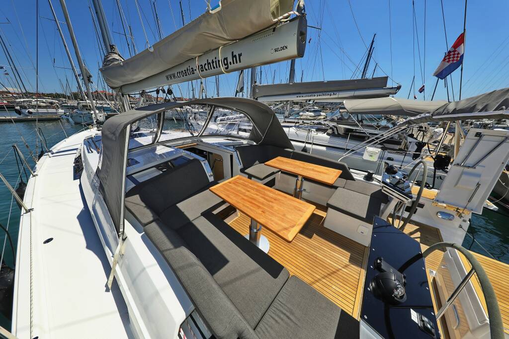 Segelyachten Hanse 460 Lucija - OW