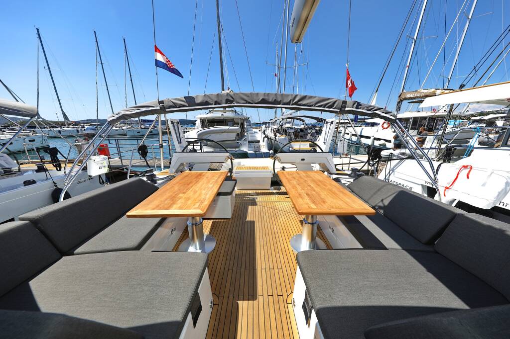 Segelyachten Hanse 460 Lucija - OW