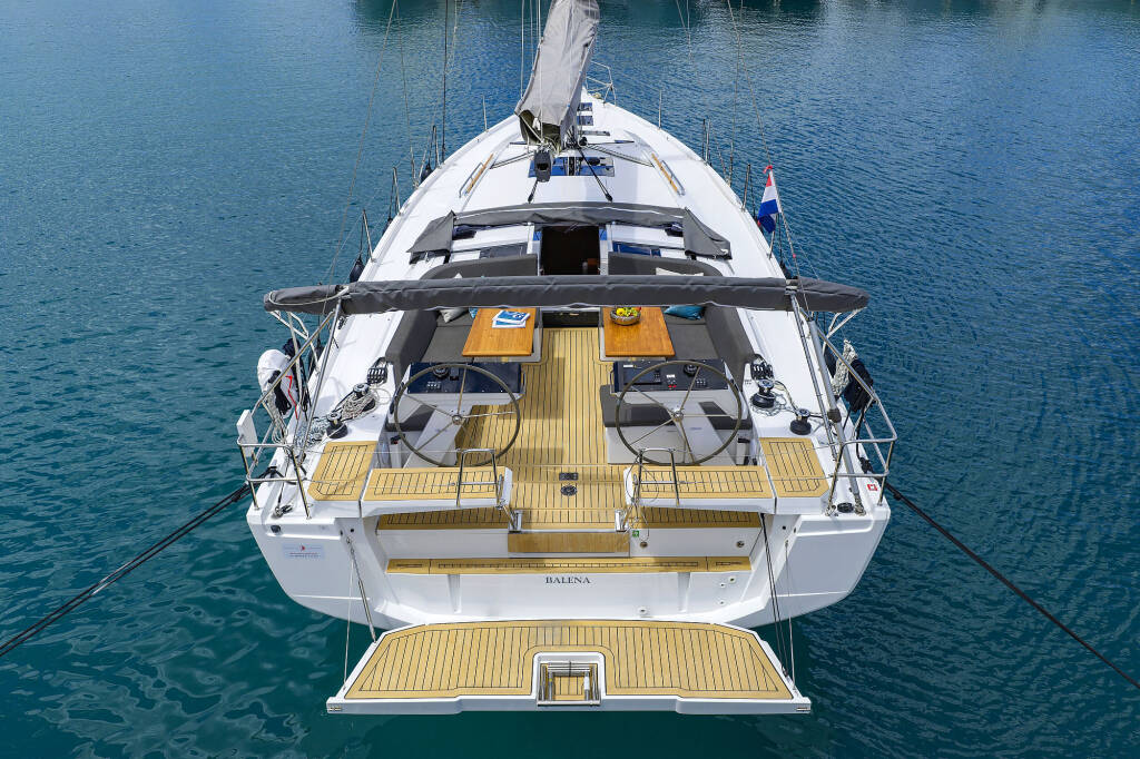 Sailing yacht Hanse 460 Balena - OW