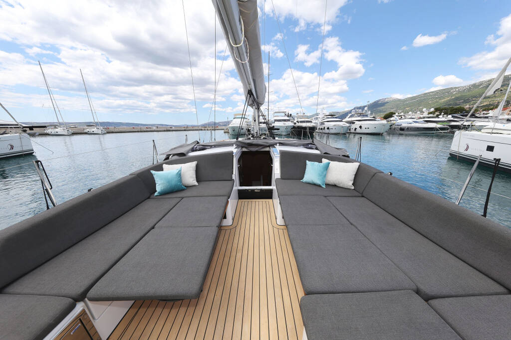 Sailing yacht Hanse 460 Balena - OW