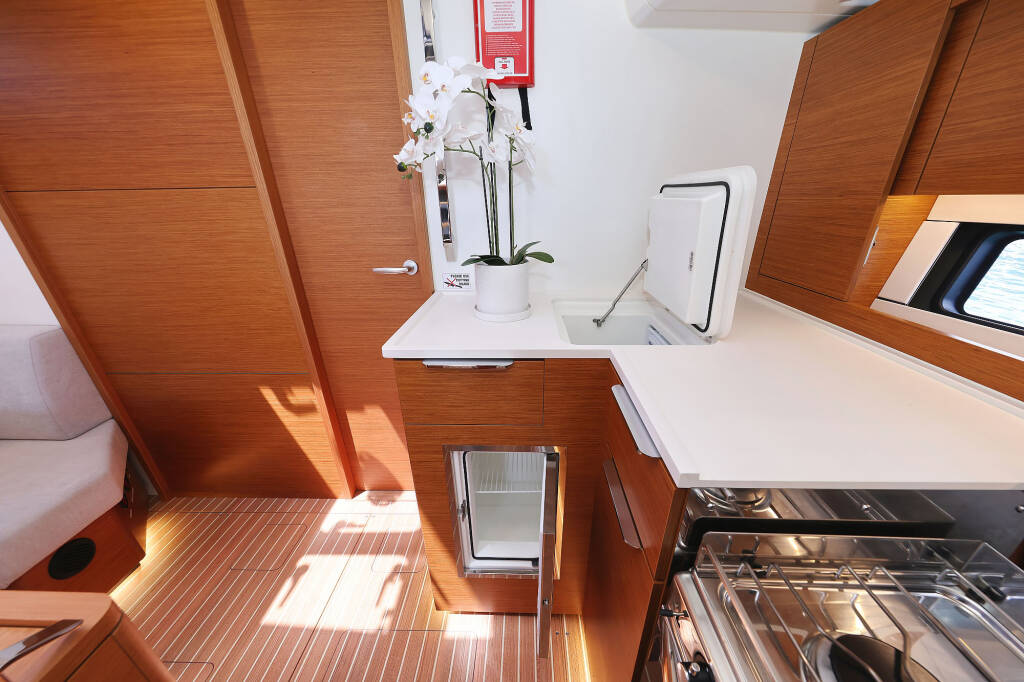 Sailing yacht Hanse 460 Balena - OW