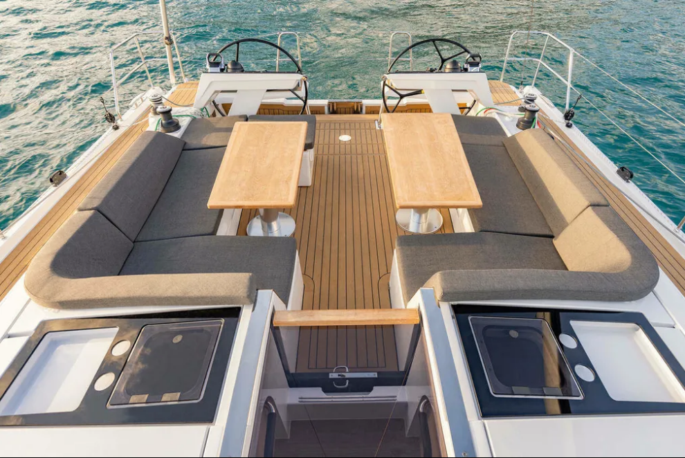 Sailing yacht Hanse 460 Okeanida