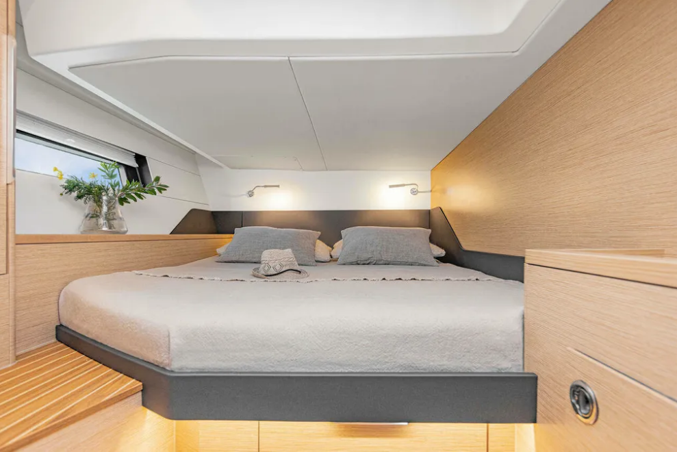 Sailing yacht Hanse 460 Okeanida
