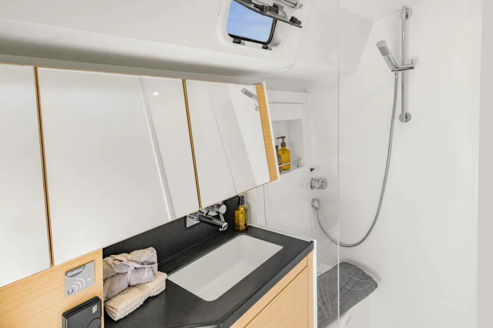 Sailing yacht Hanse 460 Okeanida