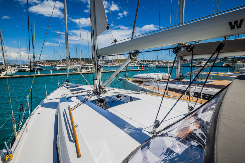 Sailing yacht Hanse 460 #333 - OW