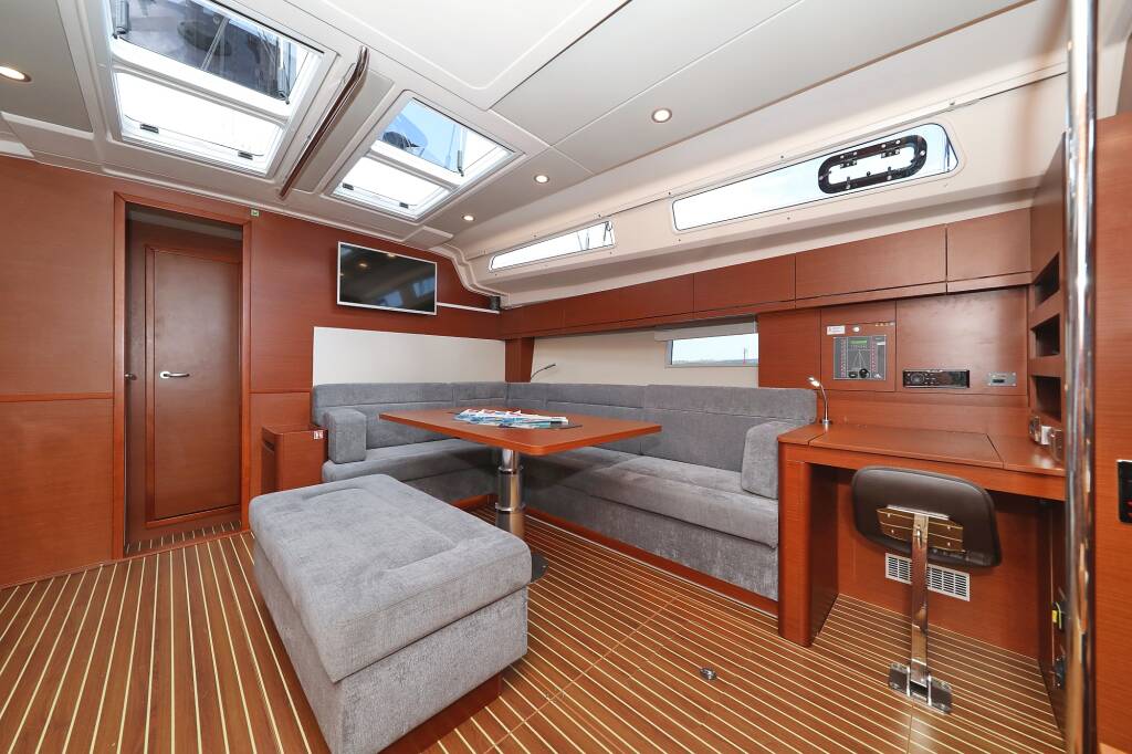 Sailing yacht Hanse 508 Cosmopolitan