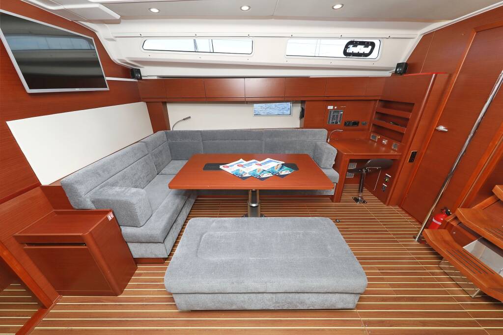 Sailing yacht Hanse 508 Cosmopolitan