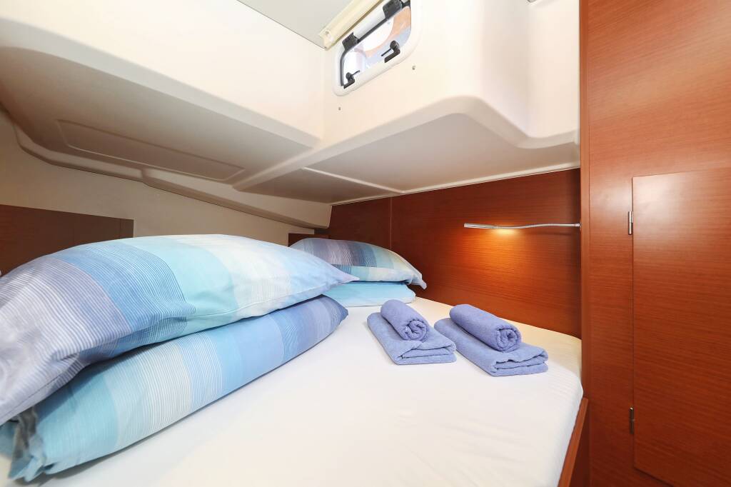 Sailing yacht Hanse 508 Cosmopolitan