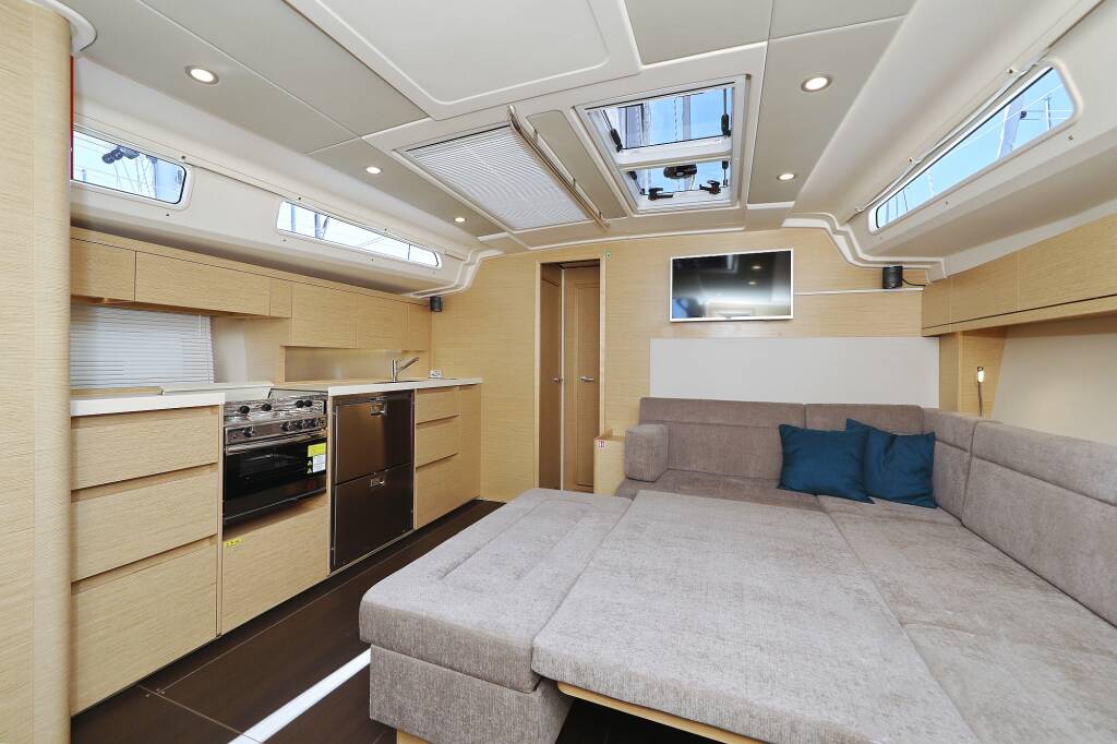 Sailing yacht Hanse 508 Khaleesi