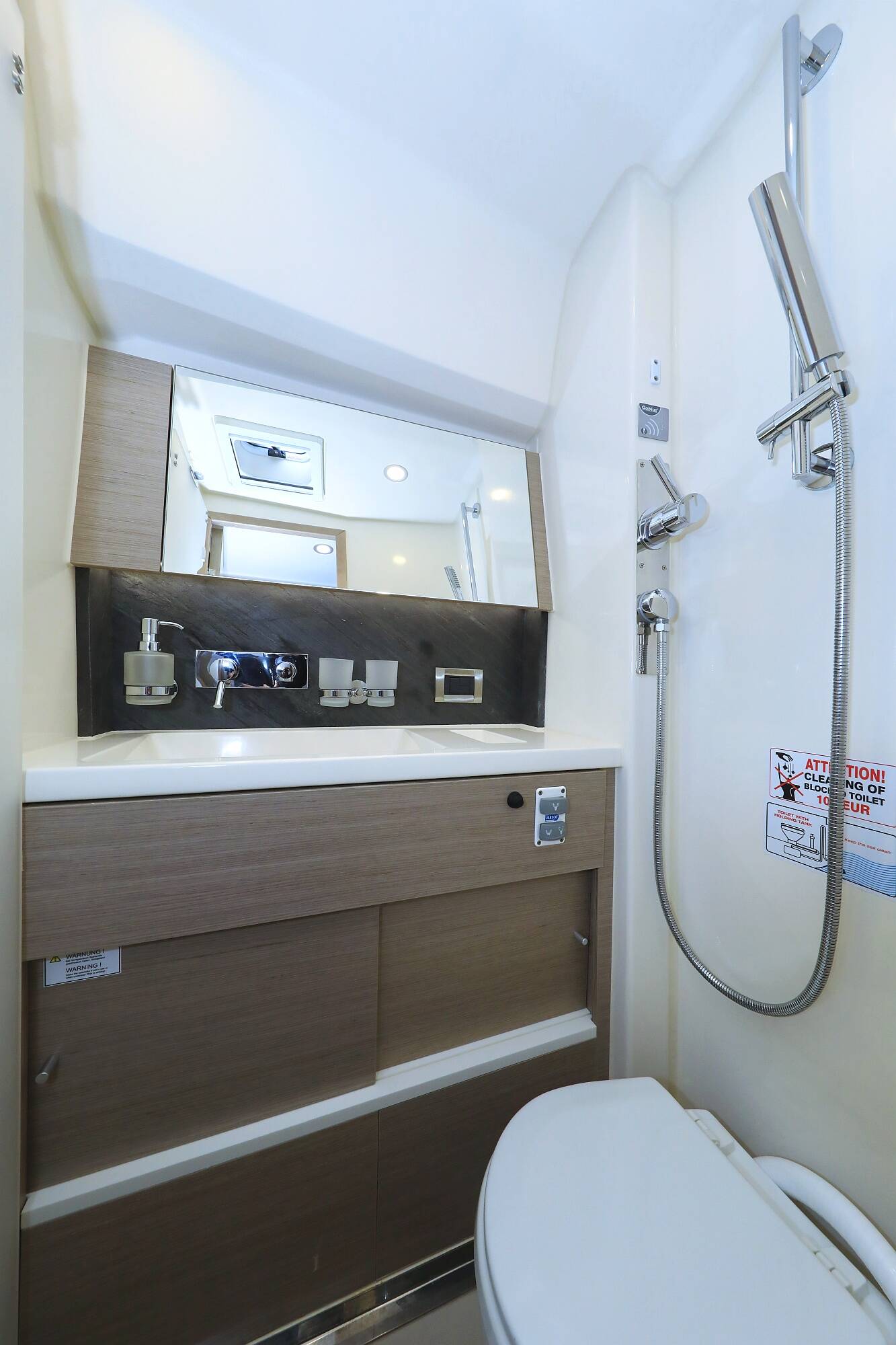 Segelyachten Hanse 508 Licence to Chill
