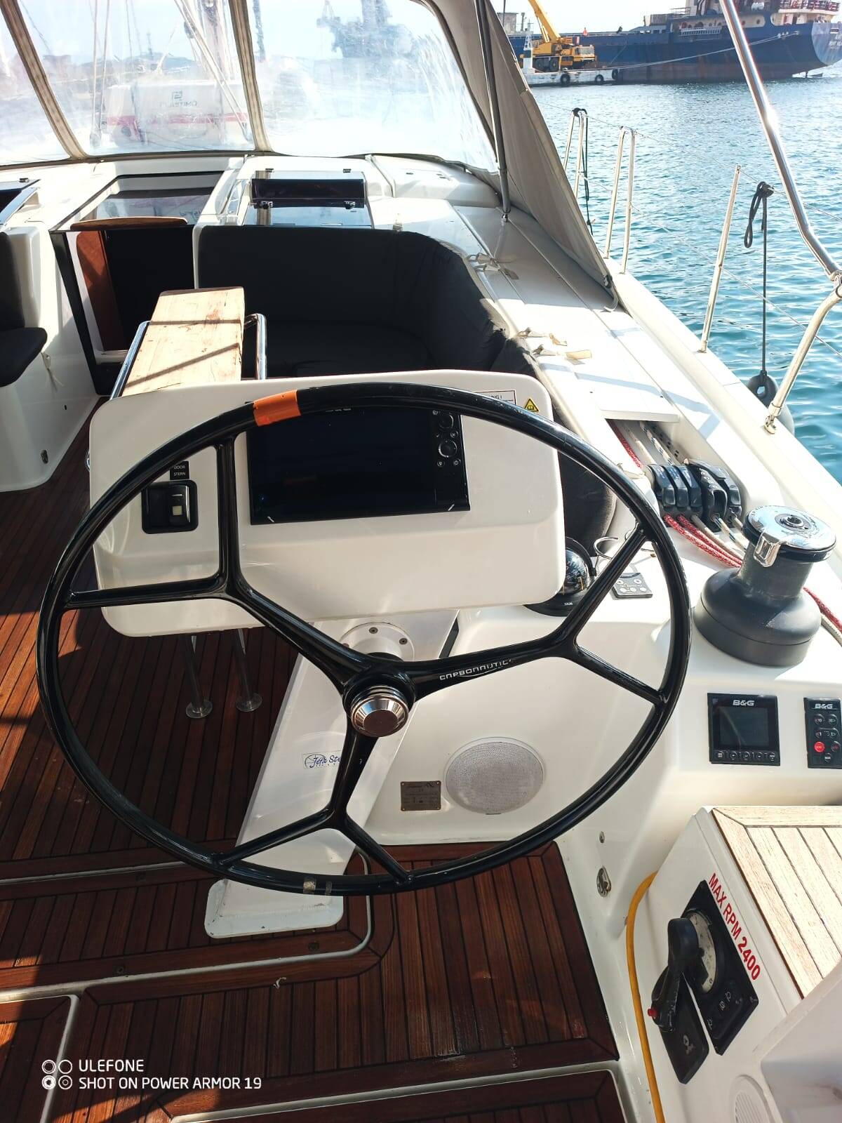 Sailing yacht Hanse 508 Quantum Wave