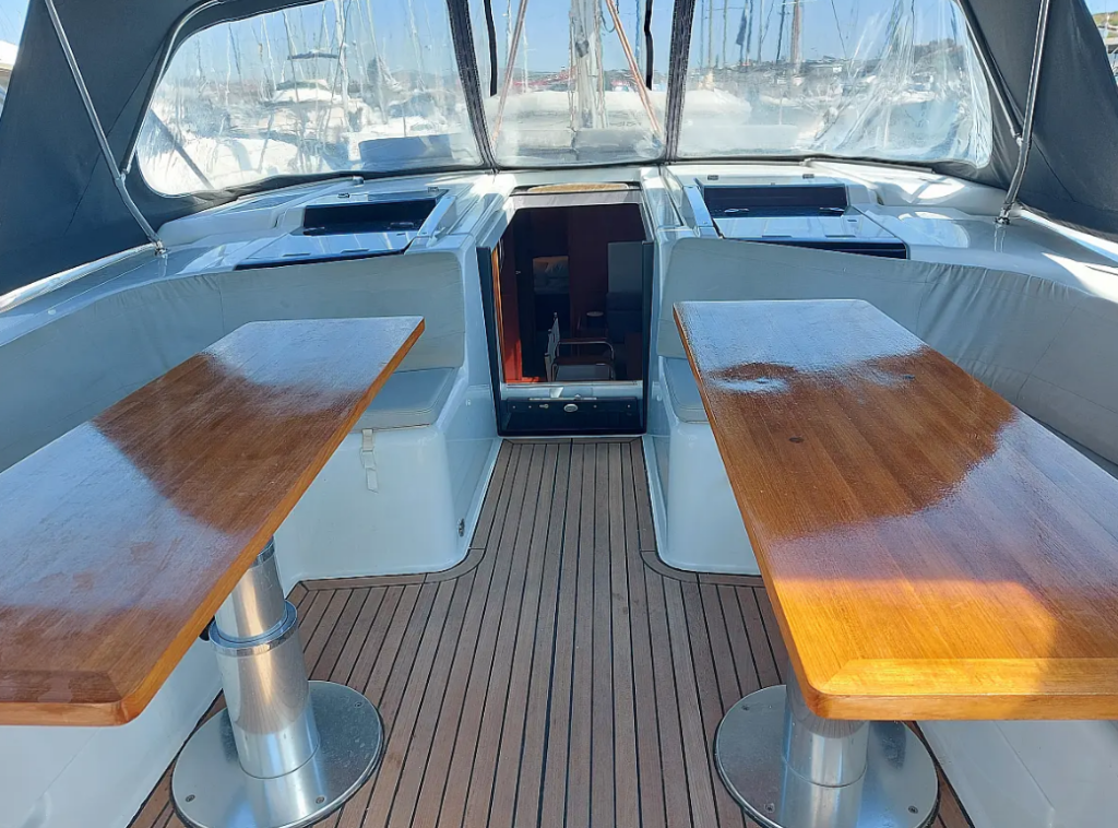 Sailing yacht Hanse 508 Aktea