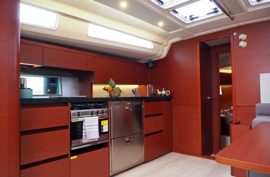 Sailing yacht Hanse 508 Aktea