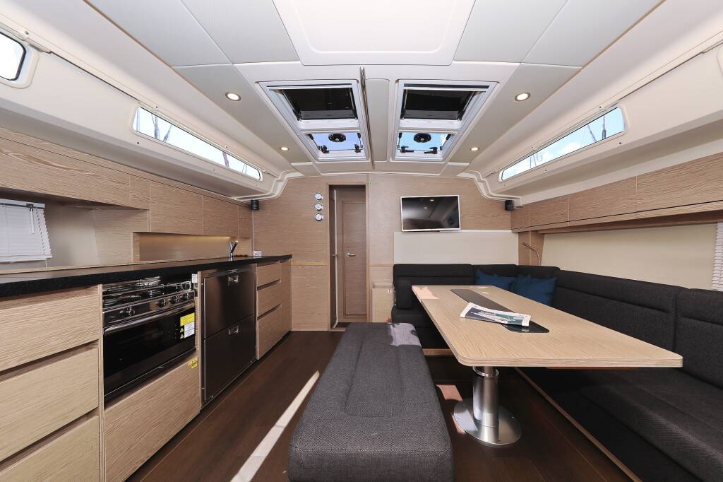 Sailing yacht Hanse 508 Attraction
