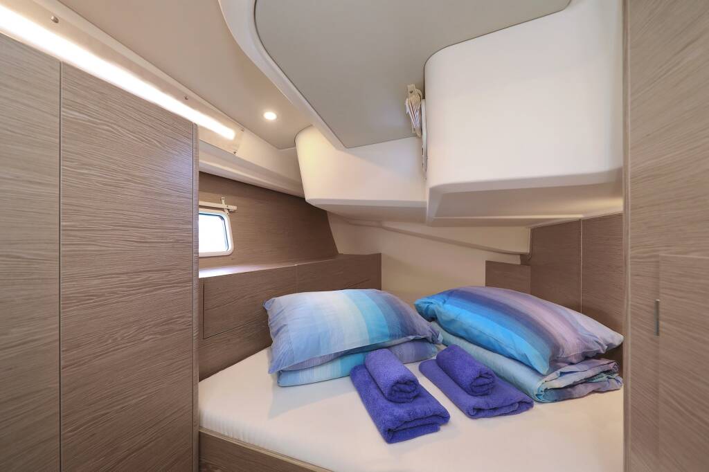 Sailing yacht Hanse 508 Attraction