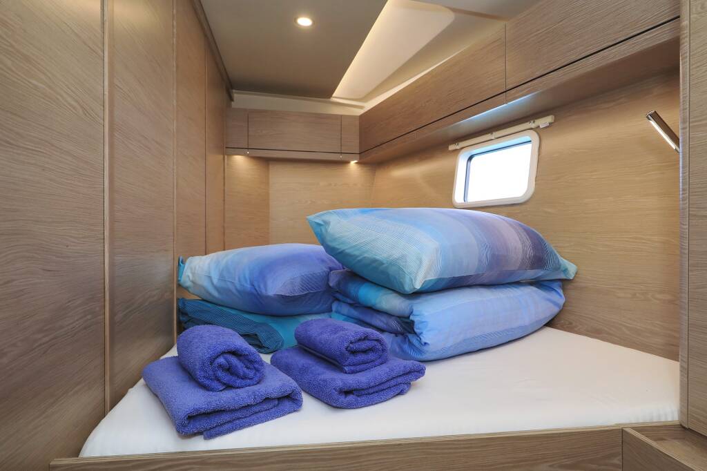 Sailing yacht Hanse 508 Attraction