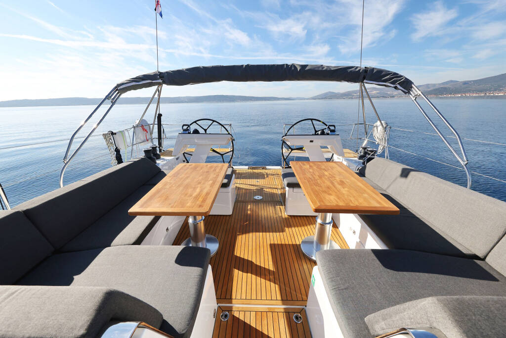 Sailing yacht Hanse 510 Tropea - OW