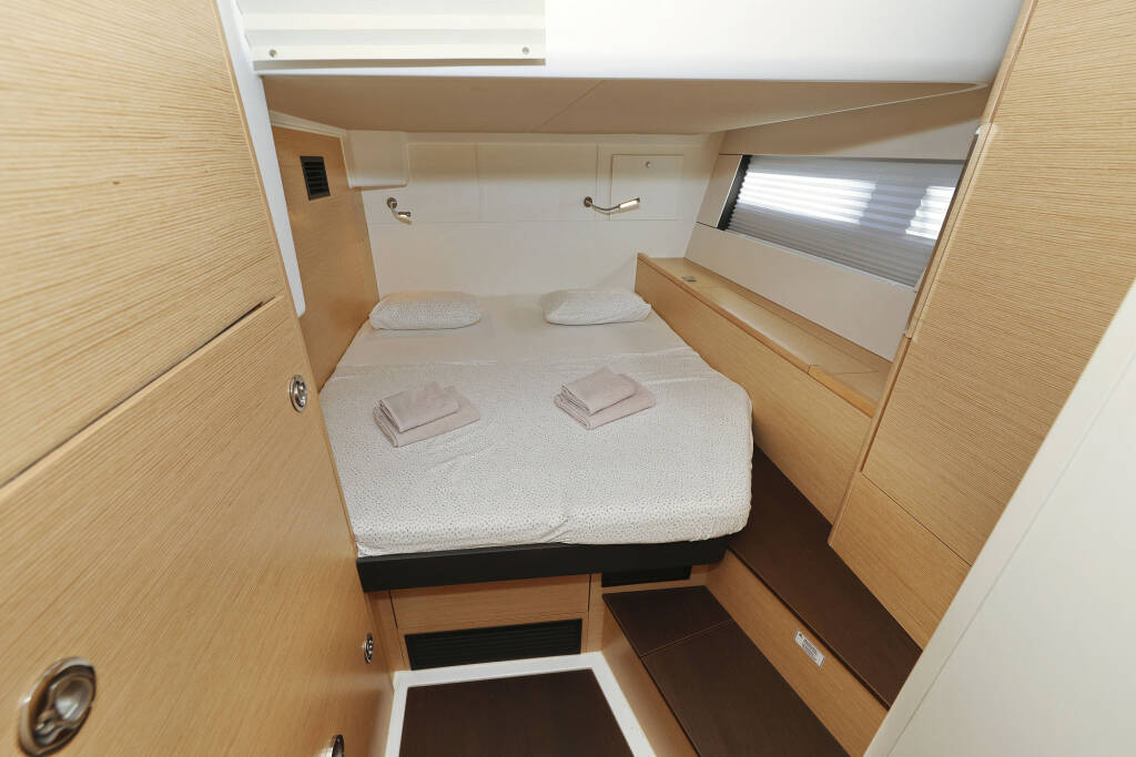 Sailing yacht Hanse 510 Tropea - OW