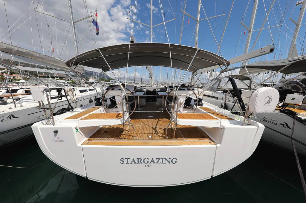 Sailing yacht Hanse 548 Stargazing