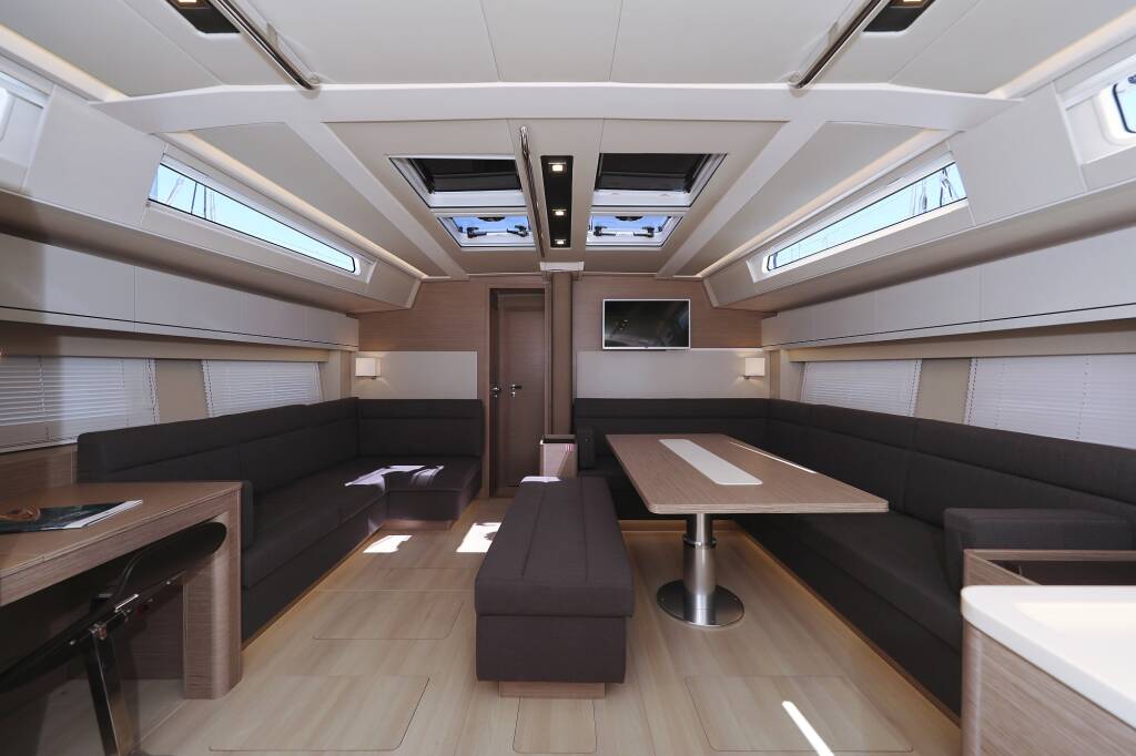 Sailing yacht Hanse 548 Stargazing