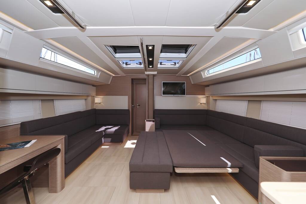 Sailing yacht Hanse 548 Stargazing