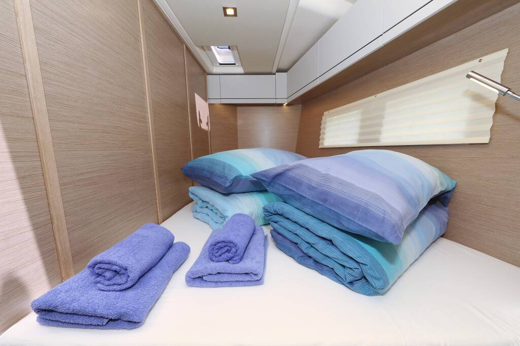 Sailing yacht Hanse 548 Stargazing