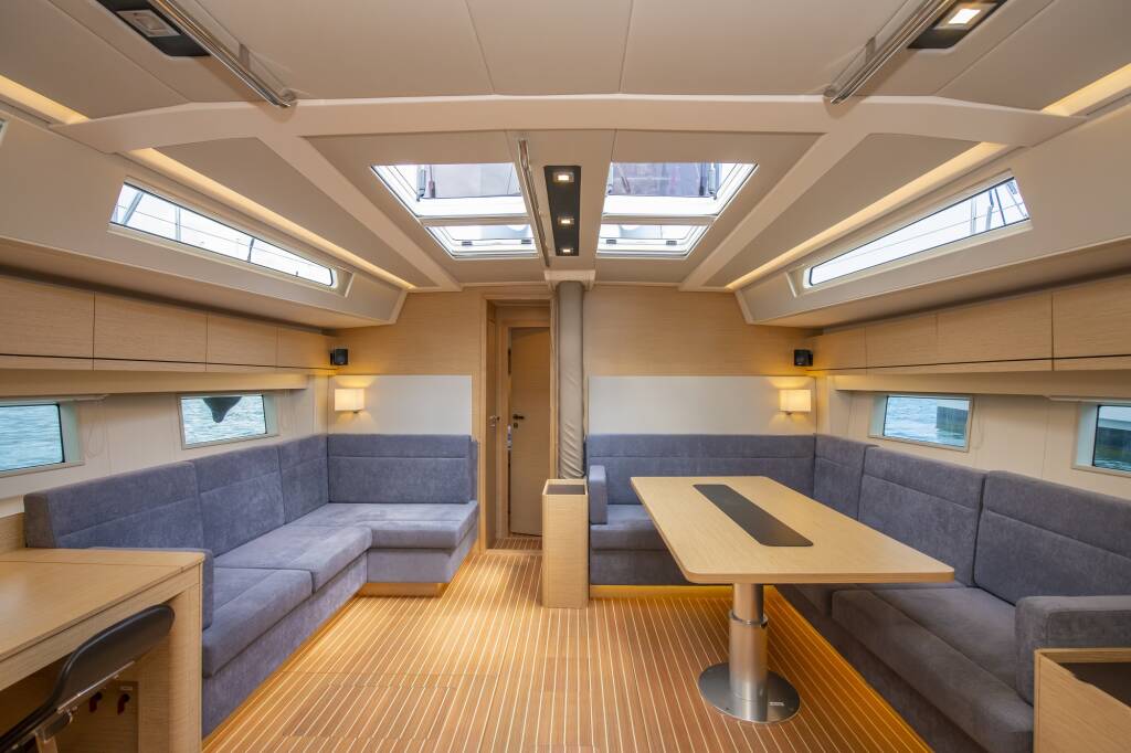 Segelyachten Hanse 548 Playa