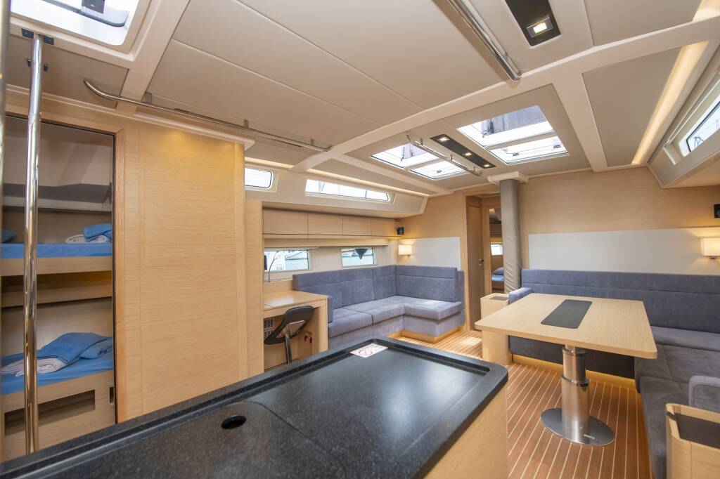 Segelyachten Hanse 548 Playa