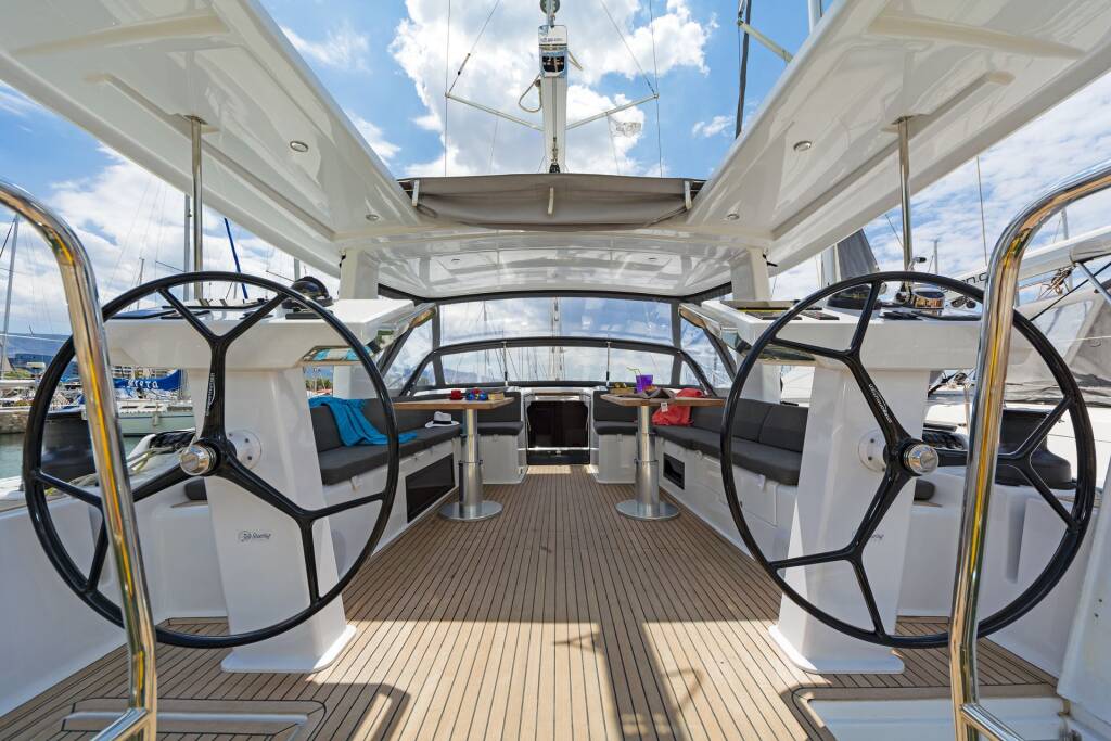 Sailing yacht Hanse 548 Joy