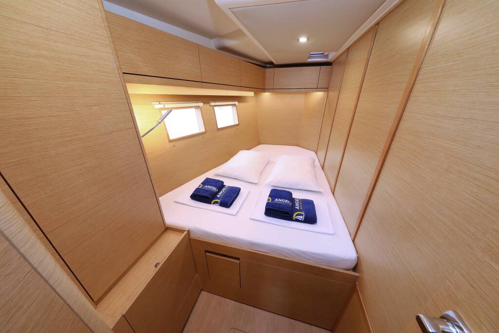 Sailing yacht Hanse 548 Air King