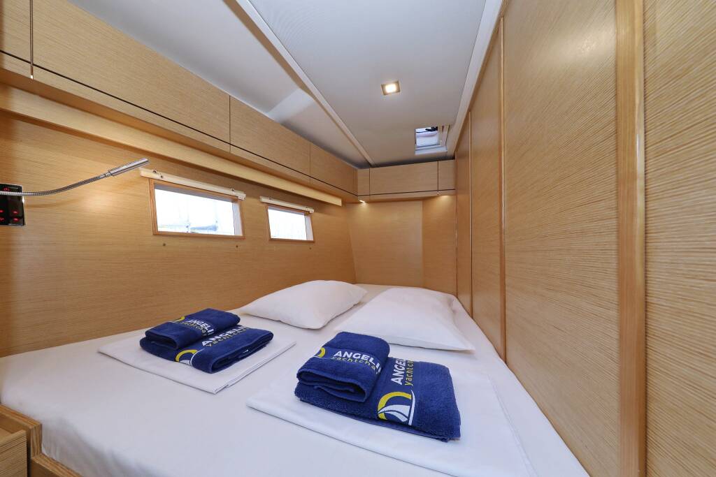 Sailing yacht Hanse 548 Air King
