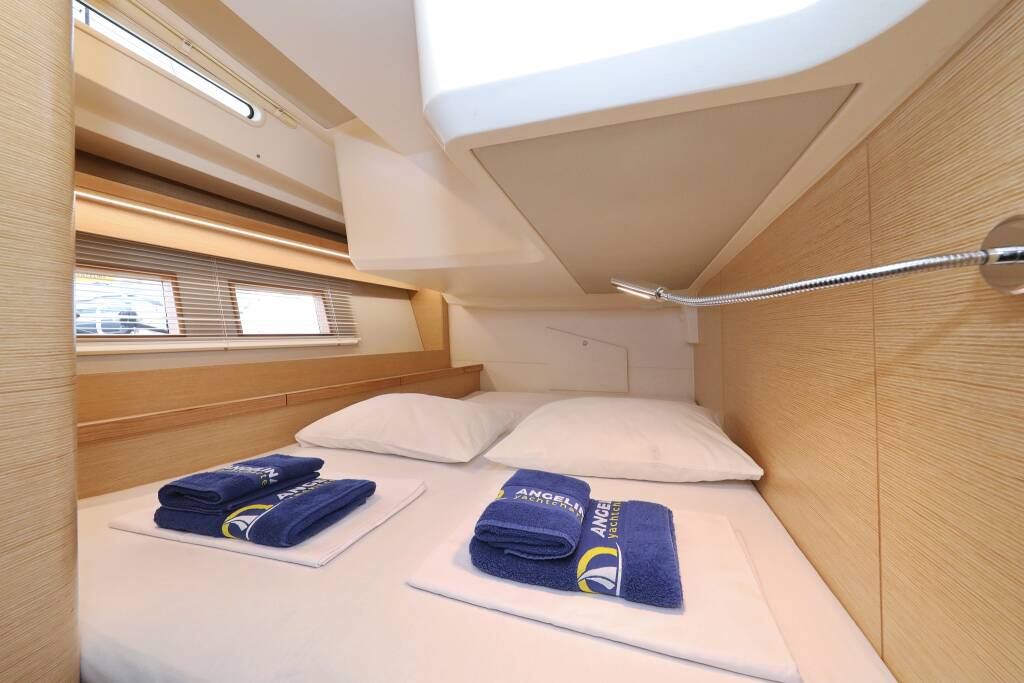 Sailing yacht Hanse 548 Air King