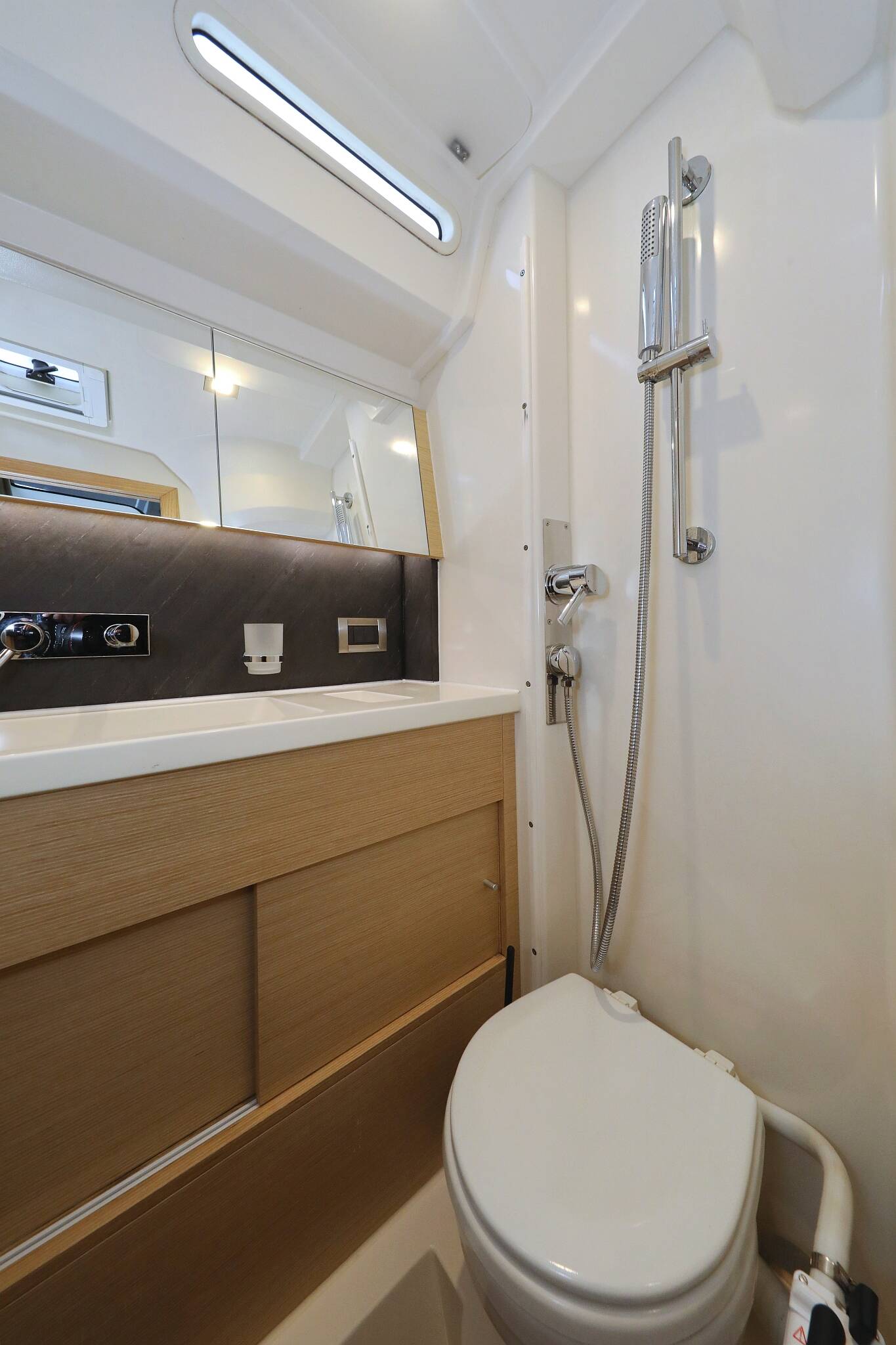 Sailing yacht Hanse 548 Air King