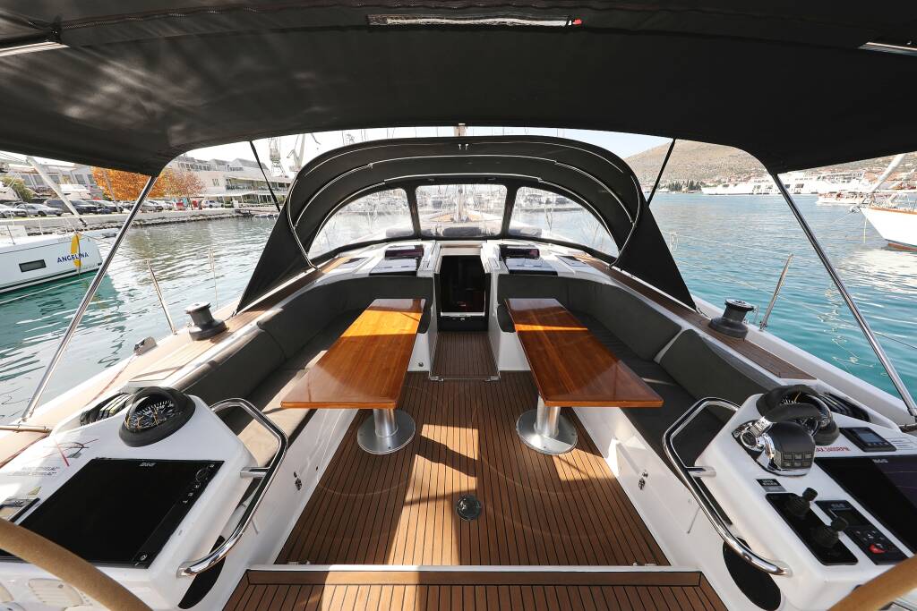 Sailing yacht Hanse 575 Star Princess