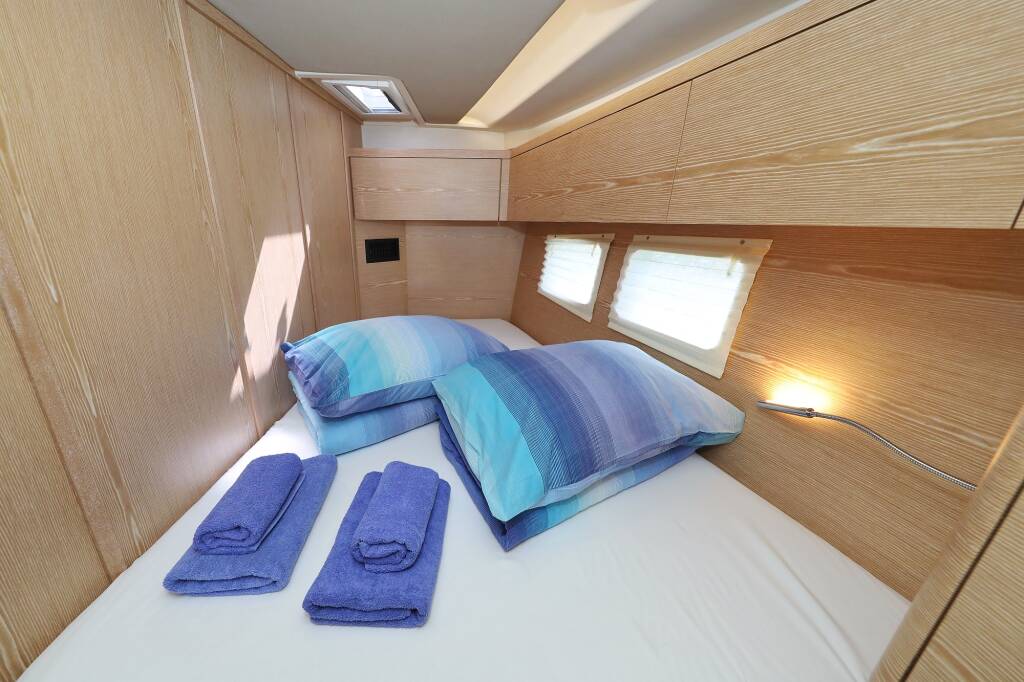 Sailing yacht Hanse 588 Superstar