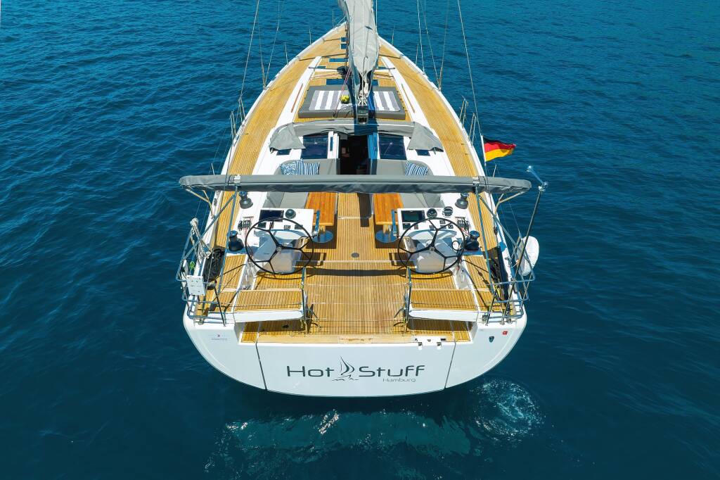 Sailing yacht Hanse 588 Hot Stuff