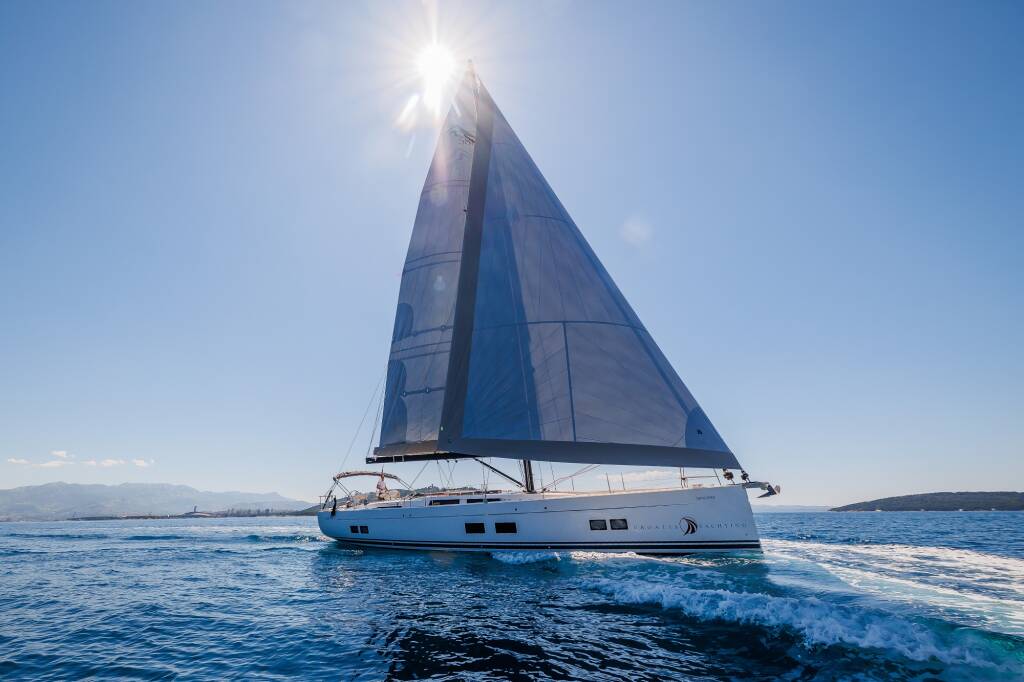 Segelyachten Hanse 588 Mischief 2.0