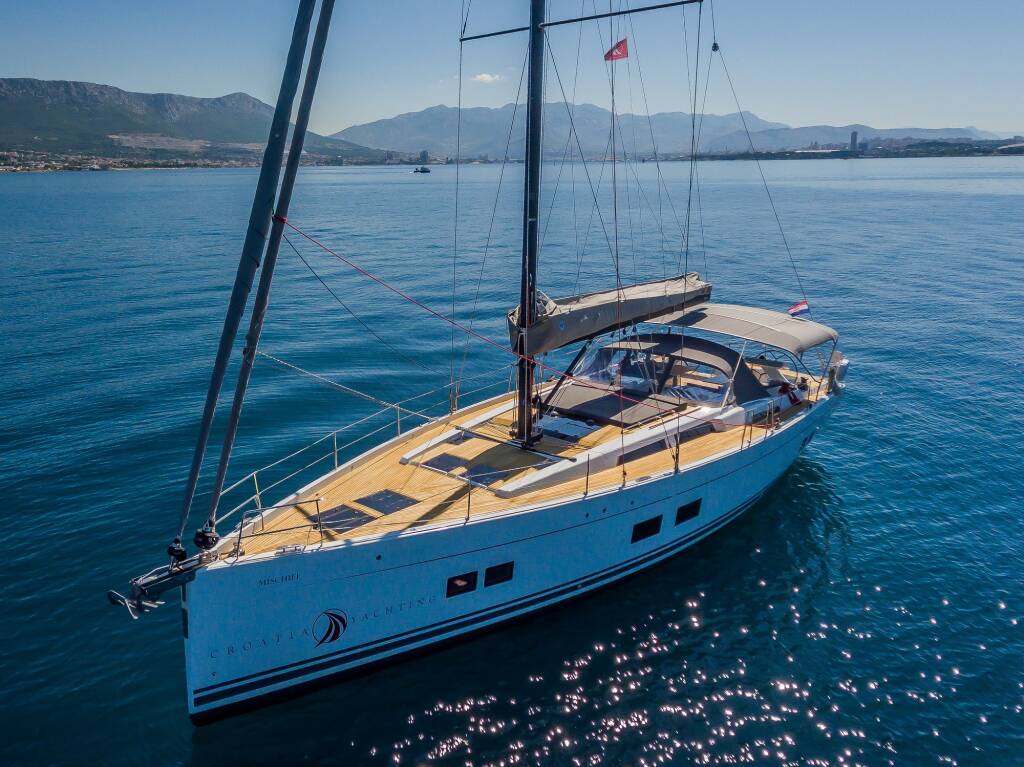 Segelyachten Hanse 588 Mischief 2.0