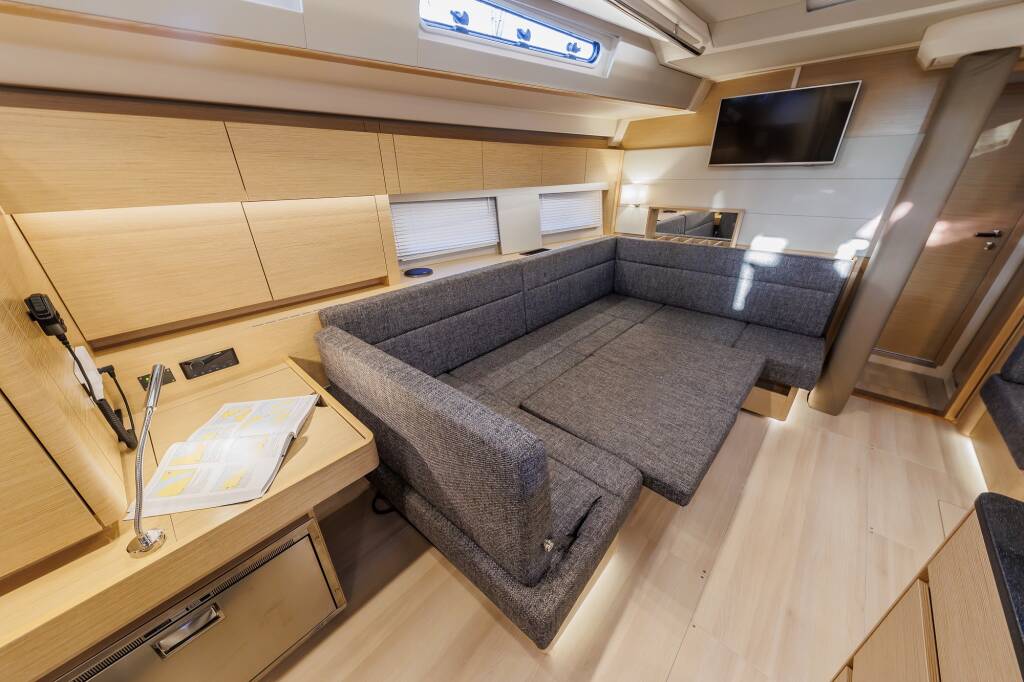 Segelyachten Hanse 588 Mischief 2.0
