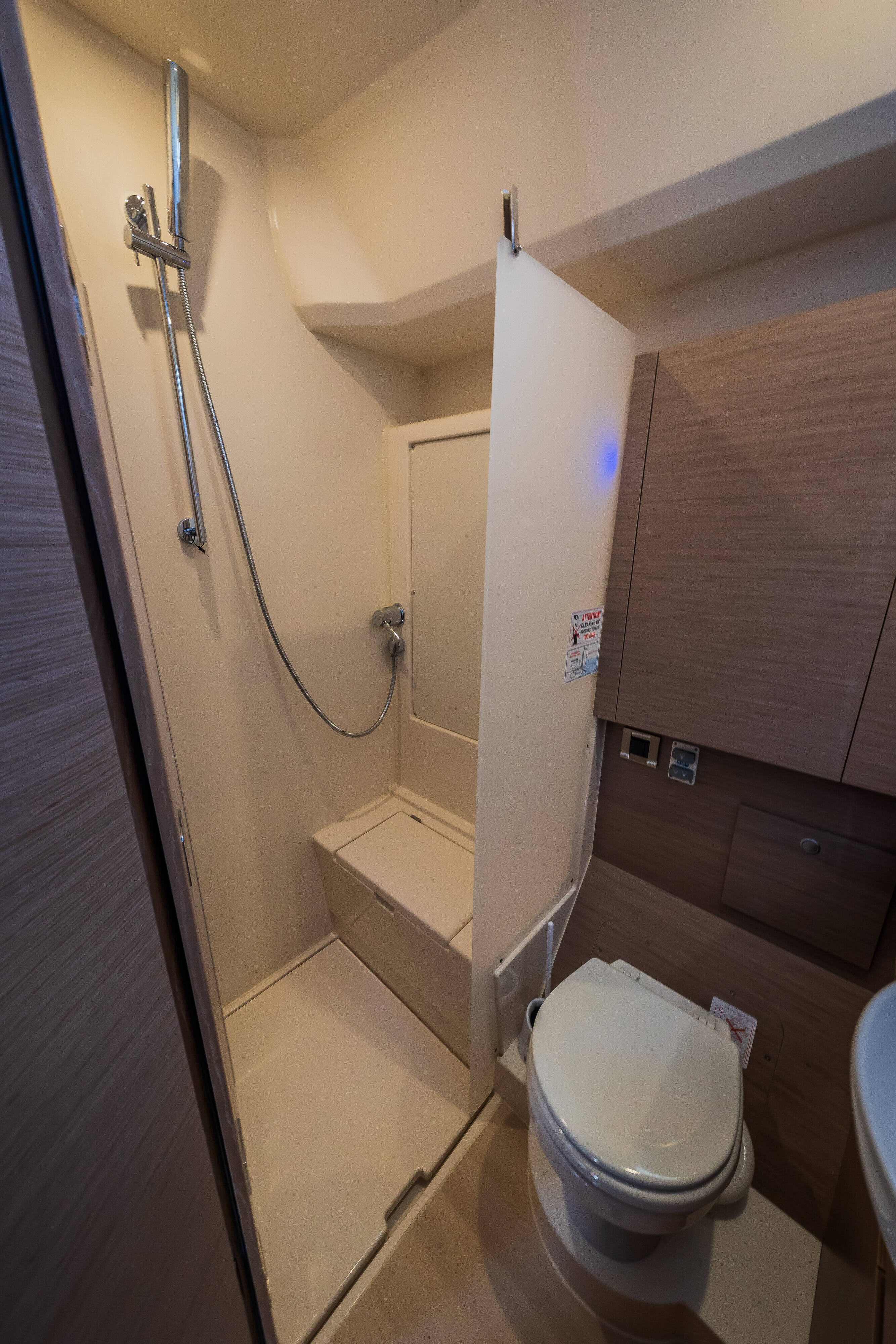 Sailing yacht Hanse 588 Eywa