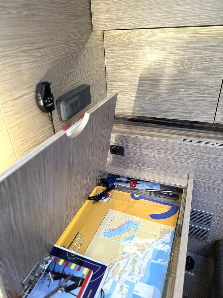 Sailing yacht Hanse 588 Leah