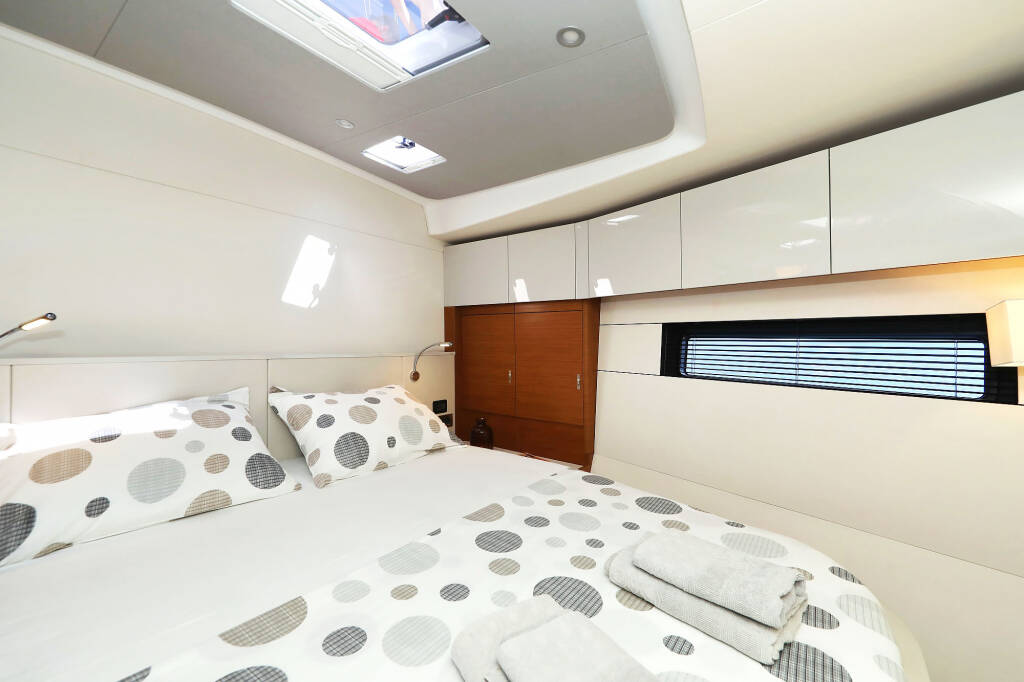 Segelyachten Hanse 590 Volare