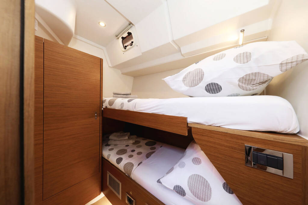 Segelyachten Hanse 590 Volare