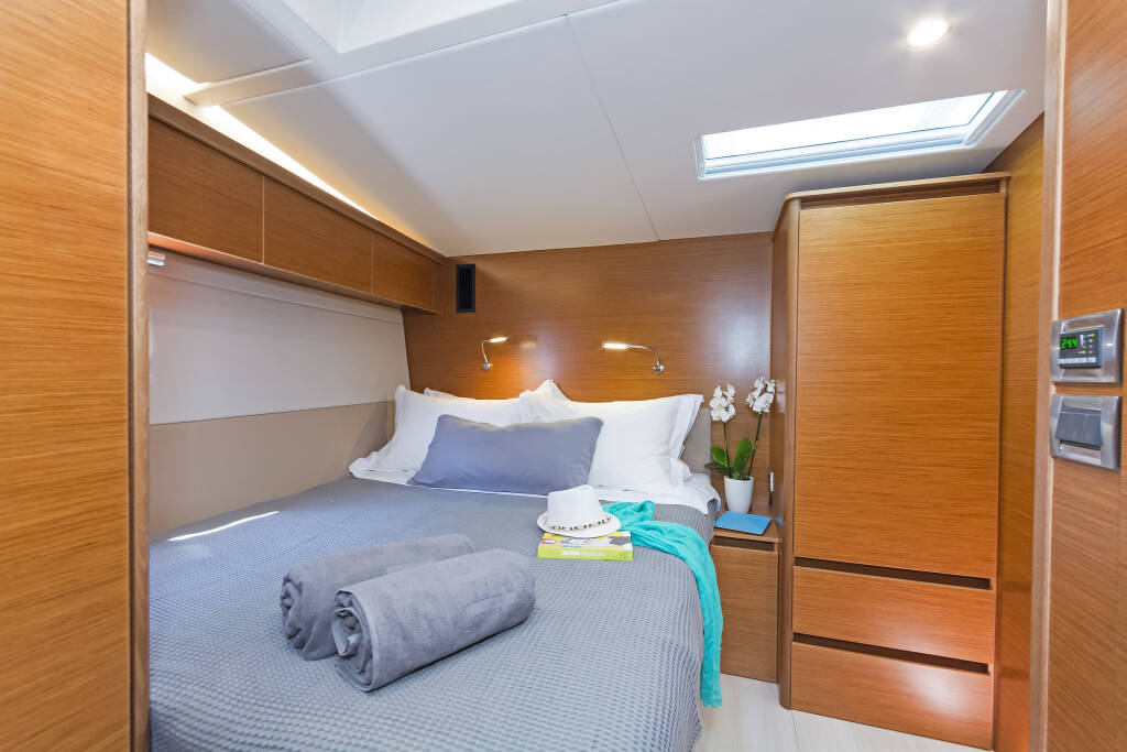 Sailing yacht Hanse 675 Alizee