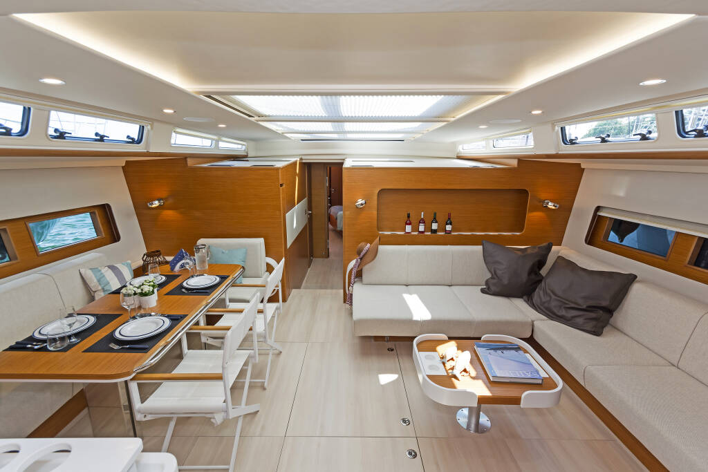 Sailing yacht Hanse 675 Alizee
