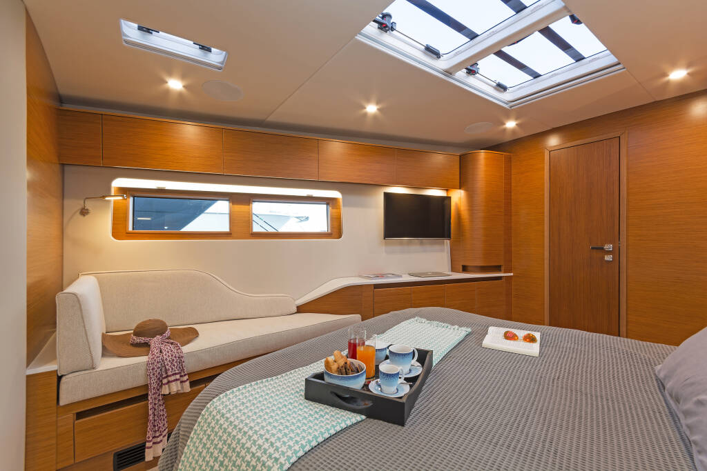 Sailing yacht Hanse 675 Alizee
