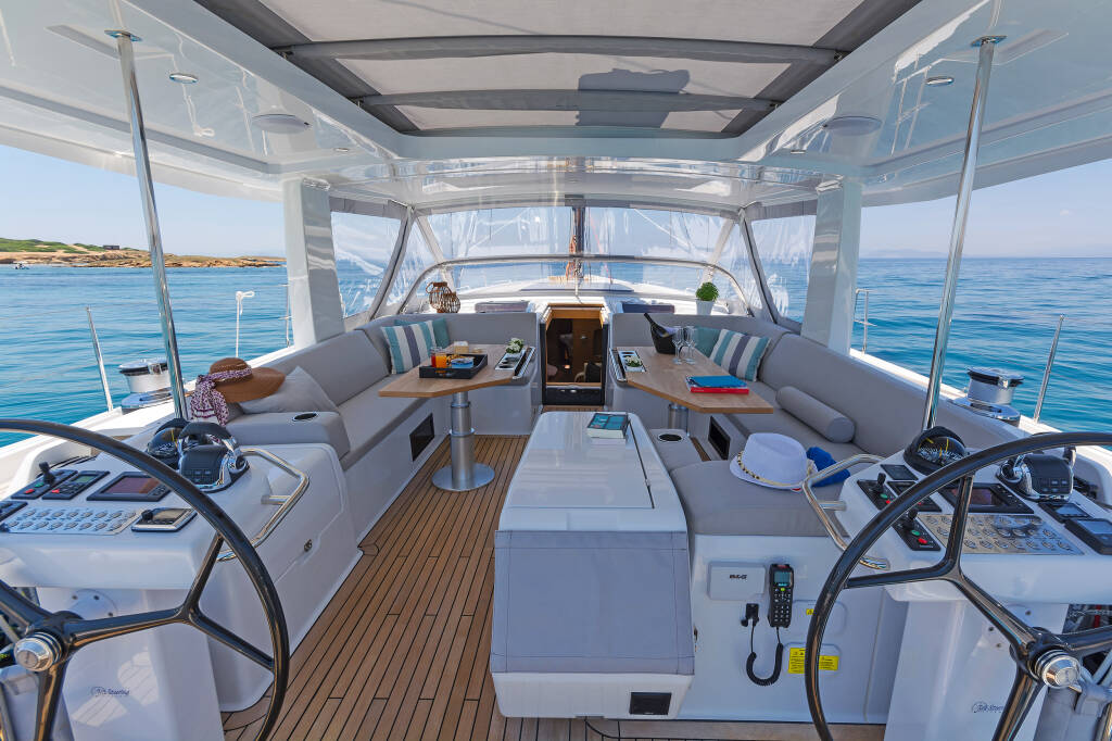 Sailing yacht Hanse 675 Alizee
