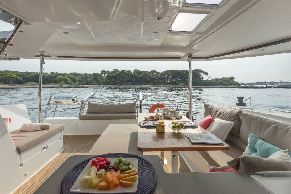 Katamaran Helia 44 Lounge