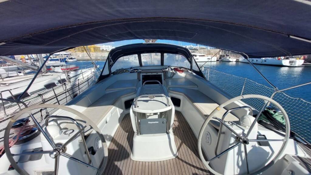 Sailing yacht Jeanneau 53 Madeleine
